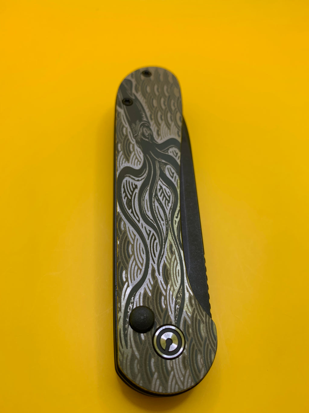 Custom Civivi Elementum Button Lock with custom Titanium Scales