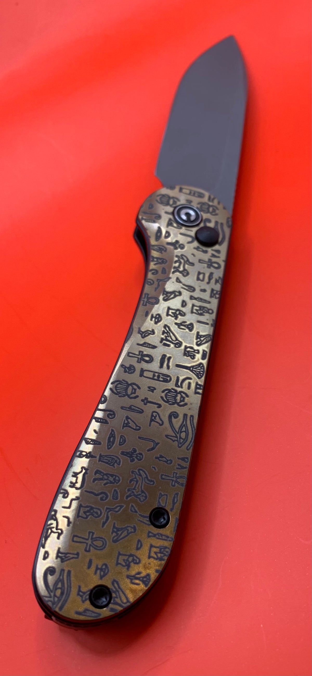Custom Civivi Elementum Button Lock “Tomb Treasure"